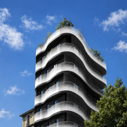 Façade contemporaine du programme immobilier neuf LE 24 TIMBAUD à Issy-les-Moulineaux.